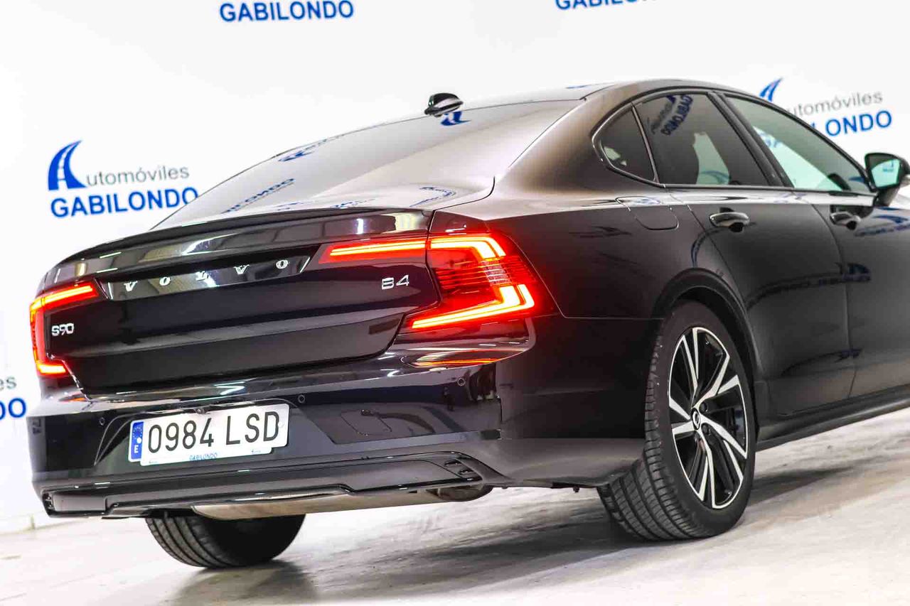 Volvo S90 2.0 B4 G R-Design Auto - Foto 28