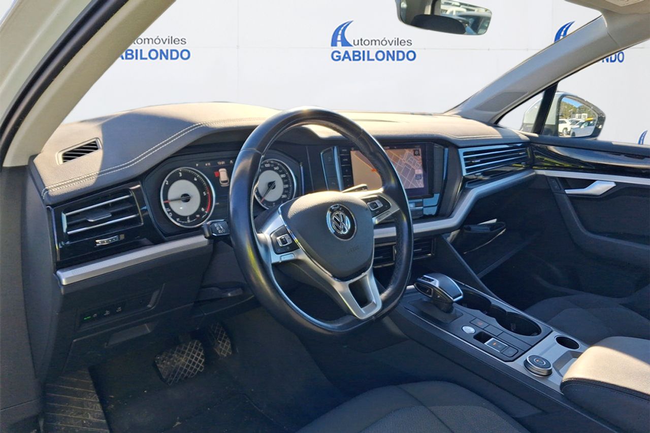 Volkswagen Touareg Pure 3.0 TDI 170kW (231CV) Tip 4Motion - Foto 4
