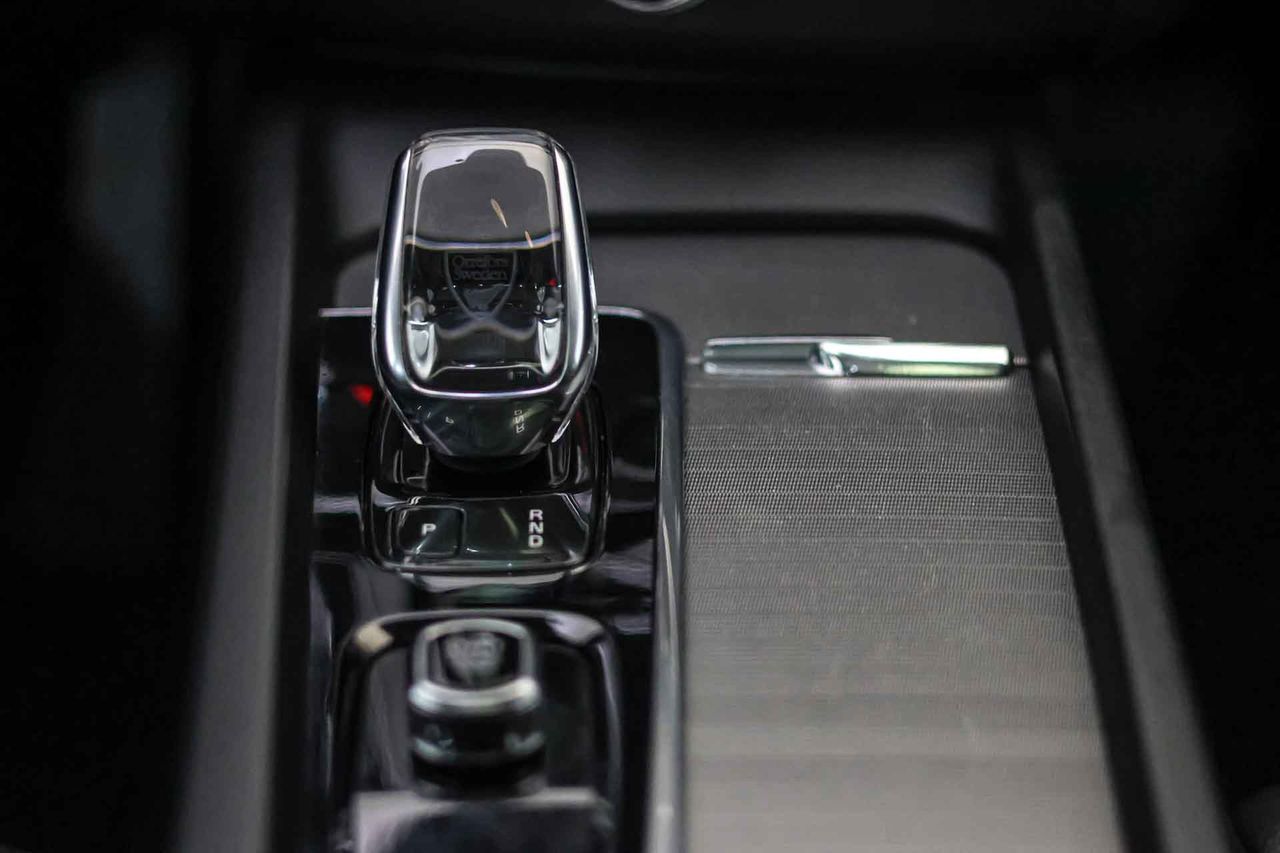 Volvo XC60 2.0 T6 AWD Recharge Inscription Auto - Foto 43