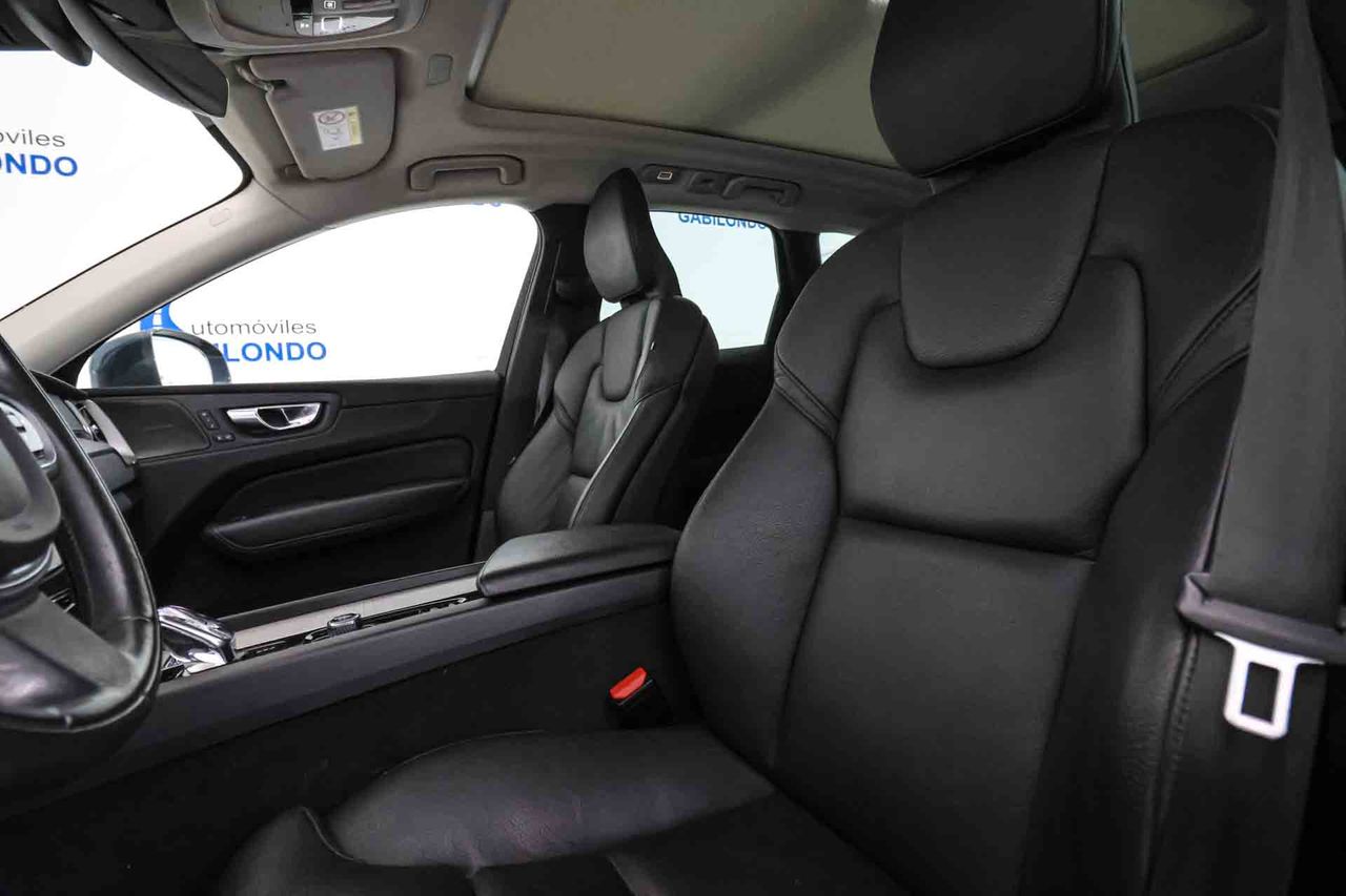 Volvo XC60 2.0 T6 AWD Recharge Inscription Auto - Foto 32