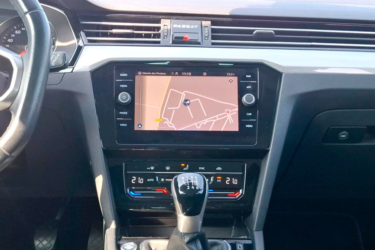 Volkswagen Passat Variant Business 1.5 TSI 110kW - Foto 8