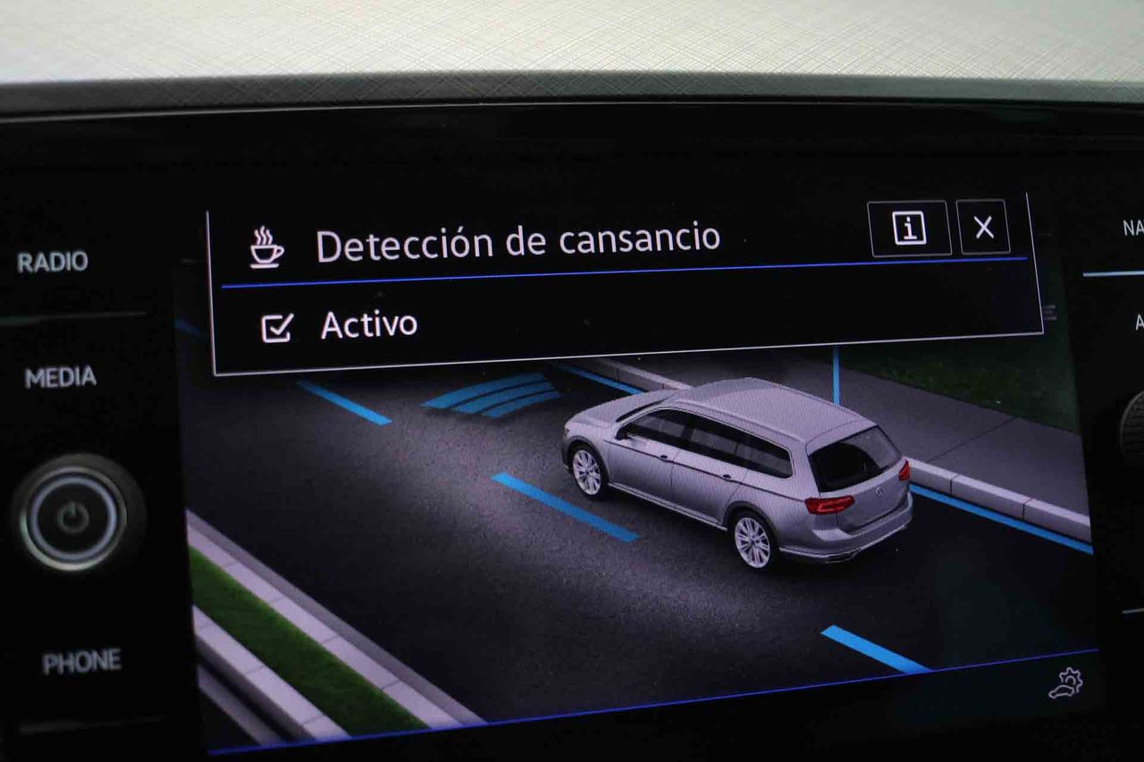 Volkswagen Passat Variant Business 1.5 TSI 110kW - Foto 67
