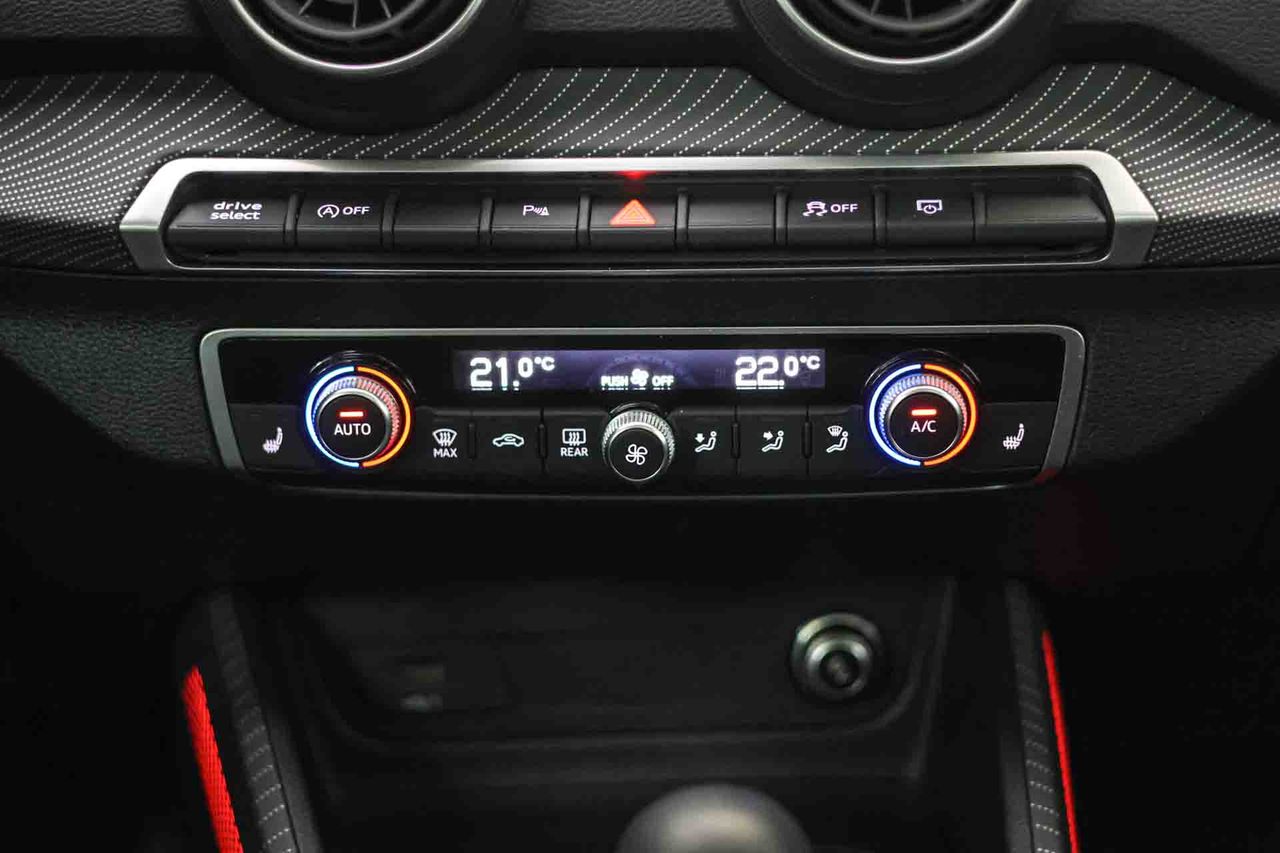 Audi Q2 35 TFSI 110kW (150CV) S tronic **Techo panorámico** - Foto 47