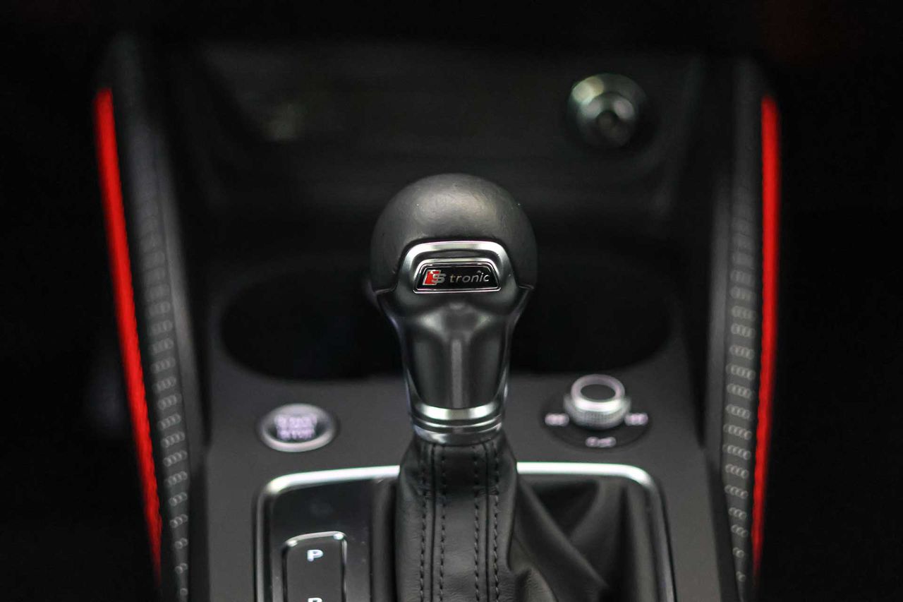 Audi Q2 35 TFSI 110kW (150CV) S tronic **Techo panorámico** - Foto 45