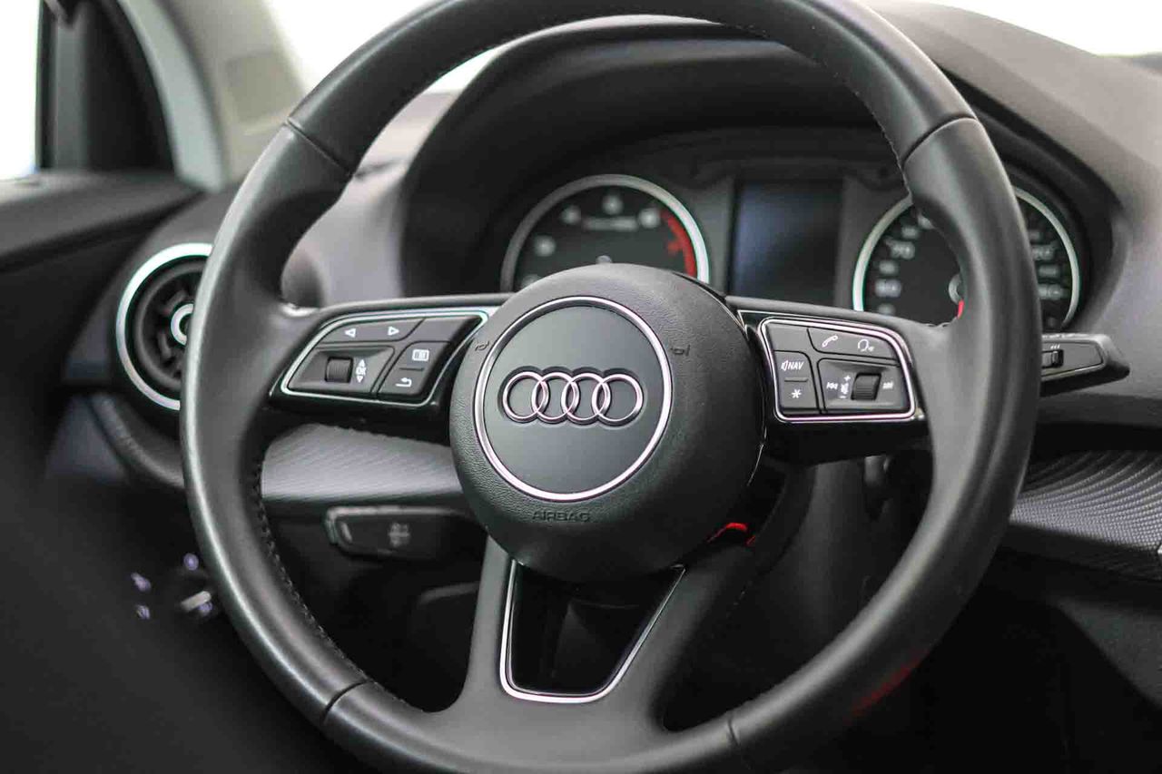 Audi Q2 35 TFSI 110kW (150CV) S tronic **Techo panorámico** - Foto 35