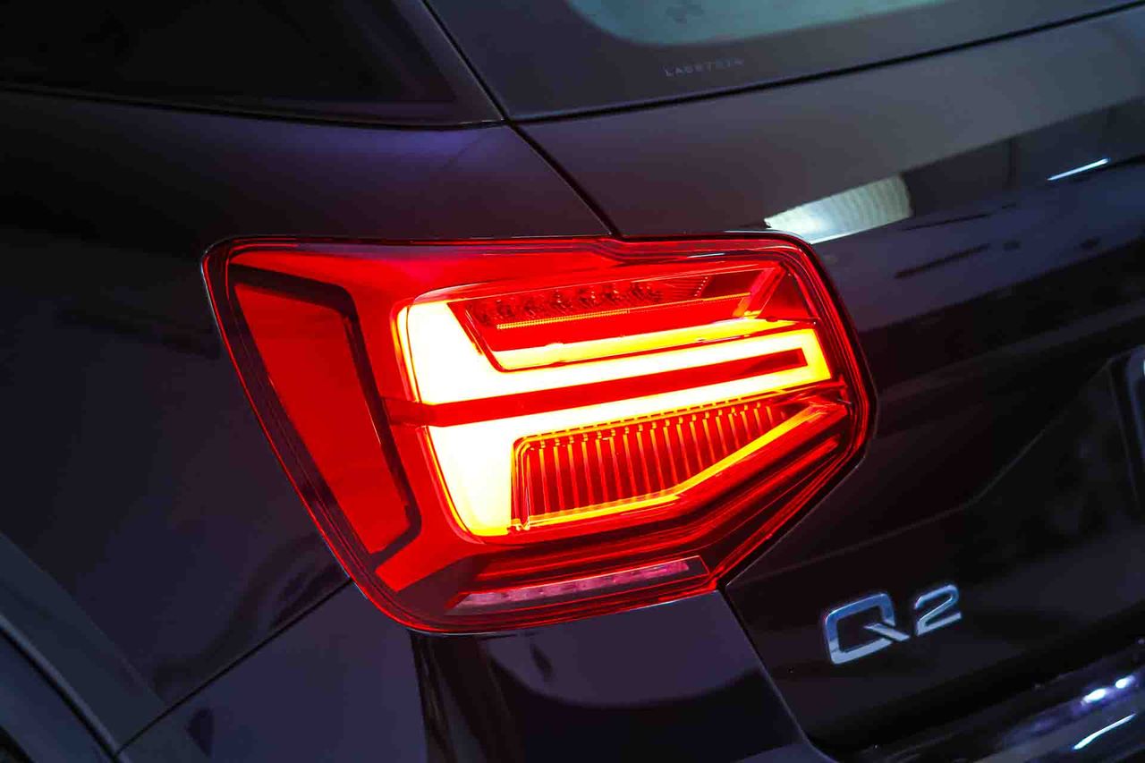 Audi Q2 35 TFSI 110kW (150CV) S tronic **Techo panorámico** - Foto 17