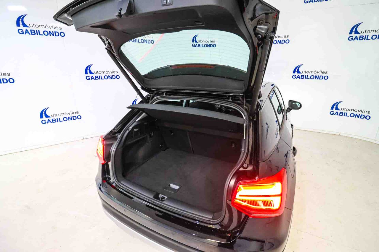 Audi Q2 35 TFSI 110kW (150CV) S tronic **Techo panorámico** - Foto 55