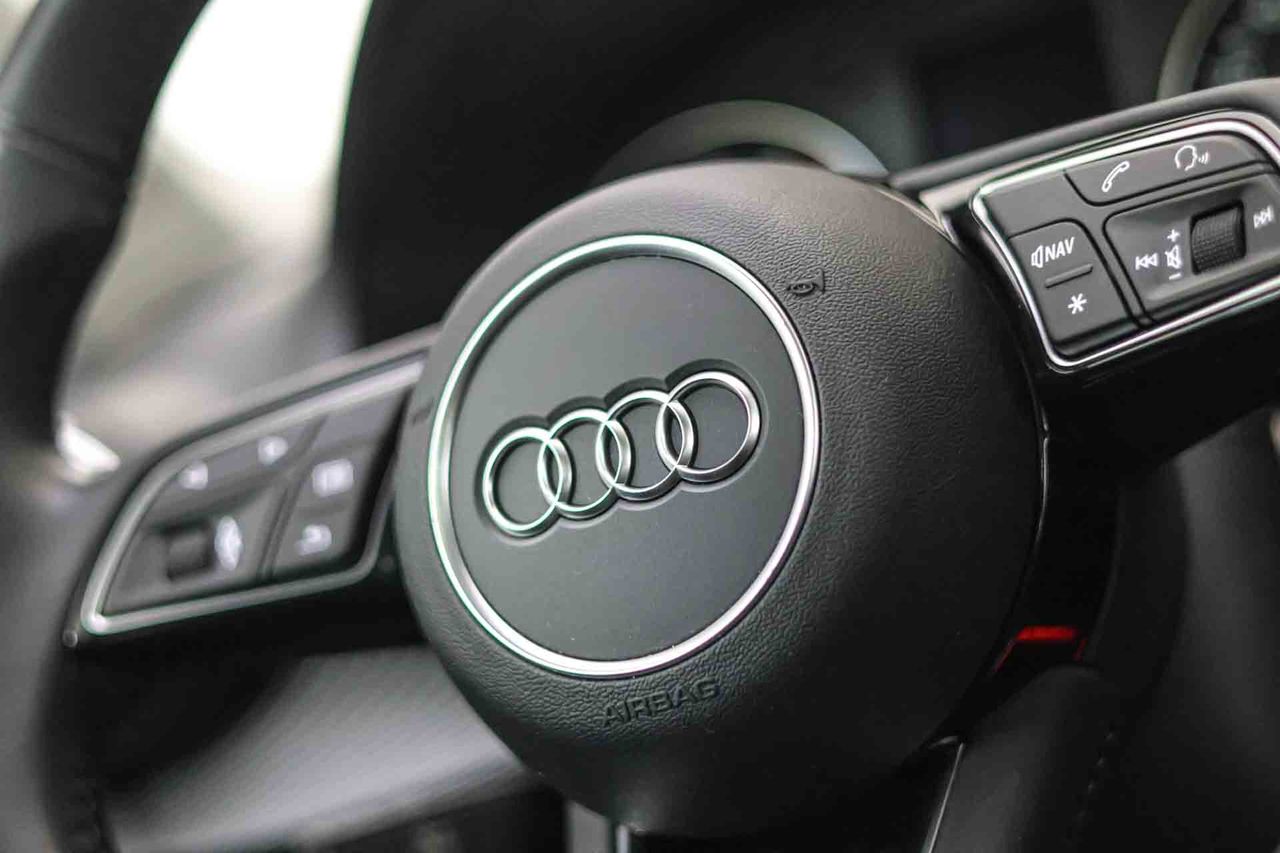 Audi Q2 35 TFSI 110kW (150CV) S tronic **Techo panorámico** - Foto 36