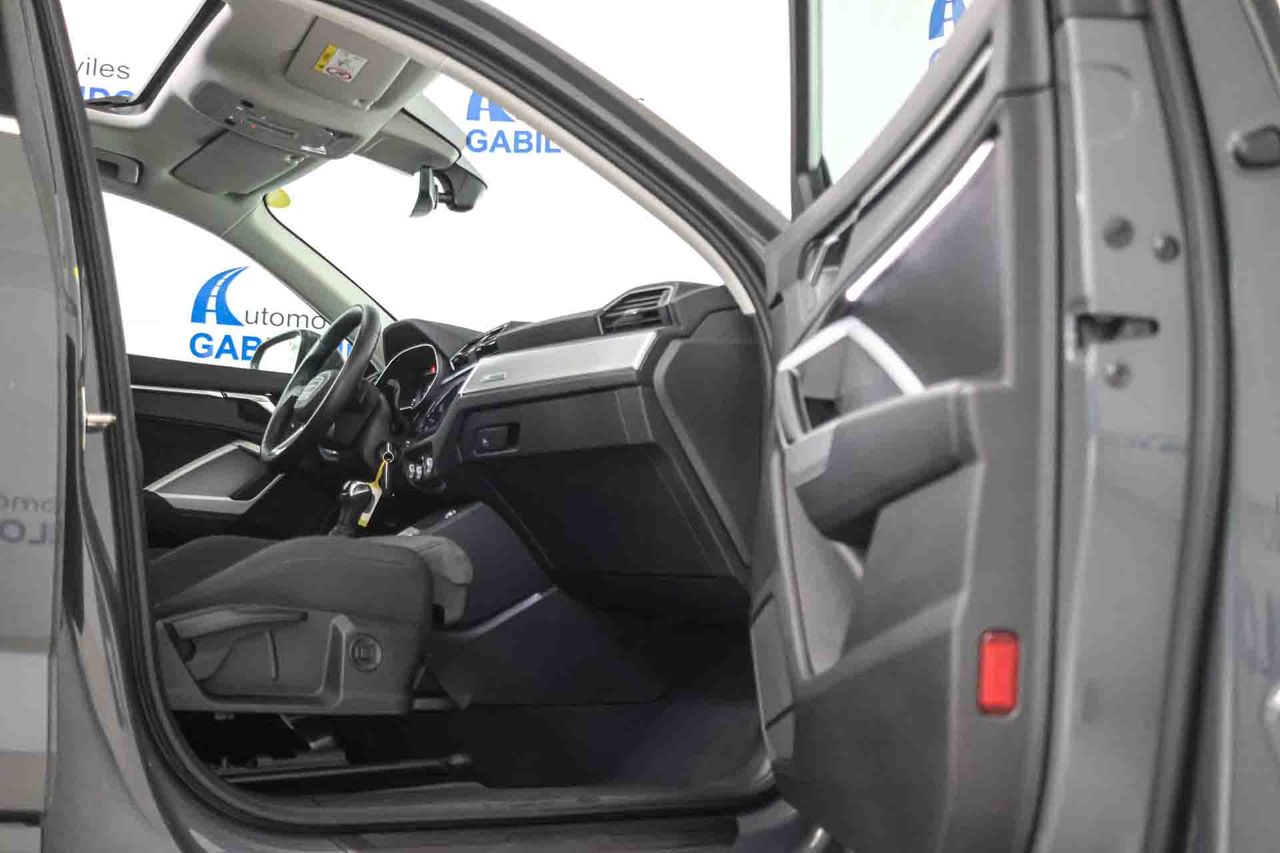 Audi Q3 Sportback 45 TFSIe S tronic **Techo panorámico** - Foto 56