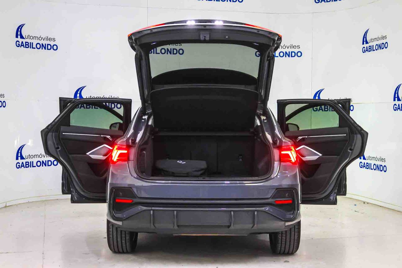 Audi Q3 Sportback 45 TFSIe S tronic **Techo panorámico** - Foto 27