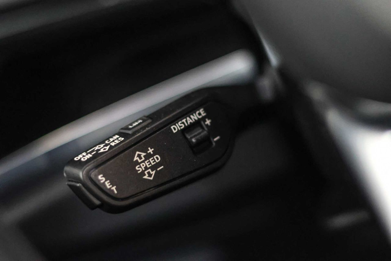 Audi Q3 Sportback 45 TFSIe S tronic **Techo panorámico** - Foto 41