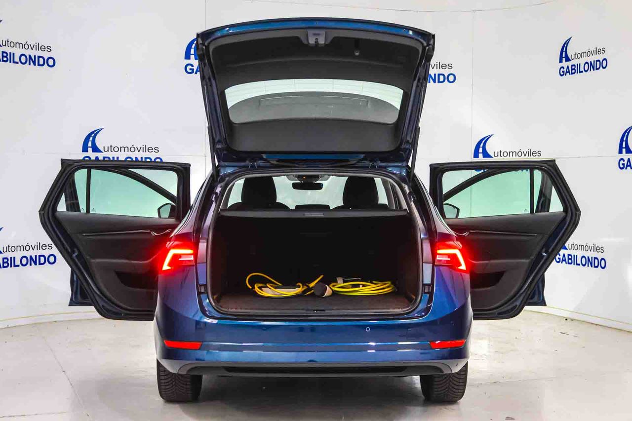 Skoda Octavia Combi 1.4 TSI 110kW/150kW DSG PHEV Ambit - Foto 28