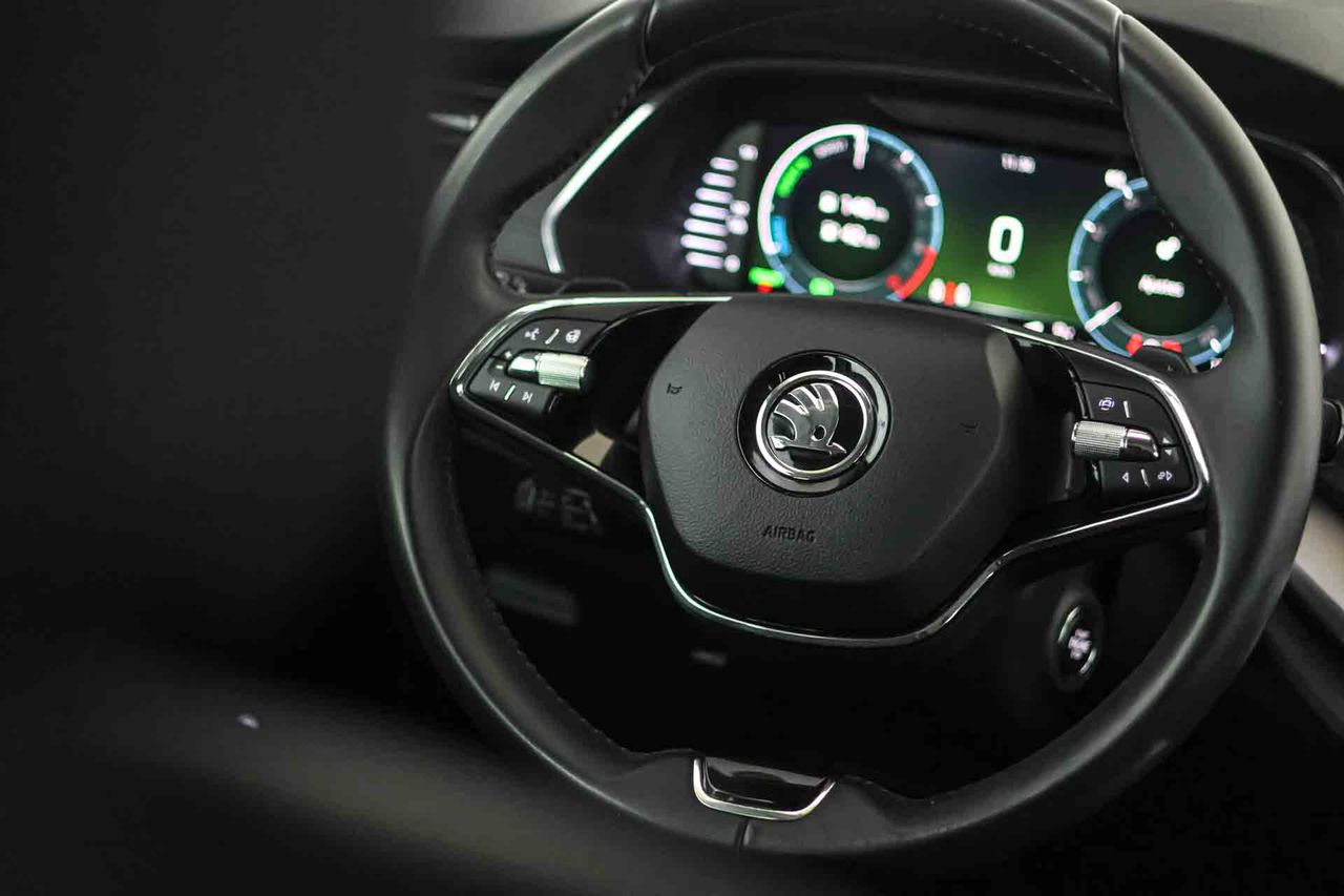 Skoda Octavia Combi 1.4 TSI 110kW/150kW DSG PHEV Ambit - Foto 36