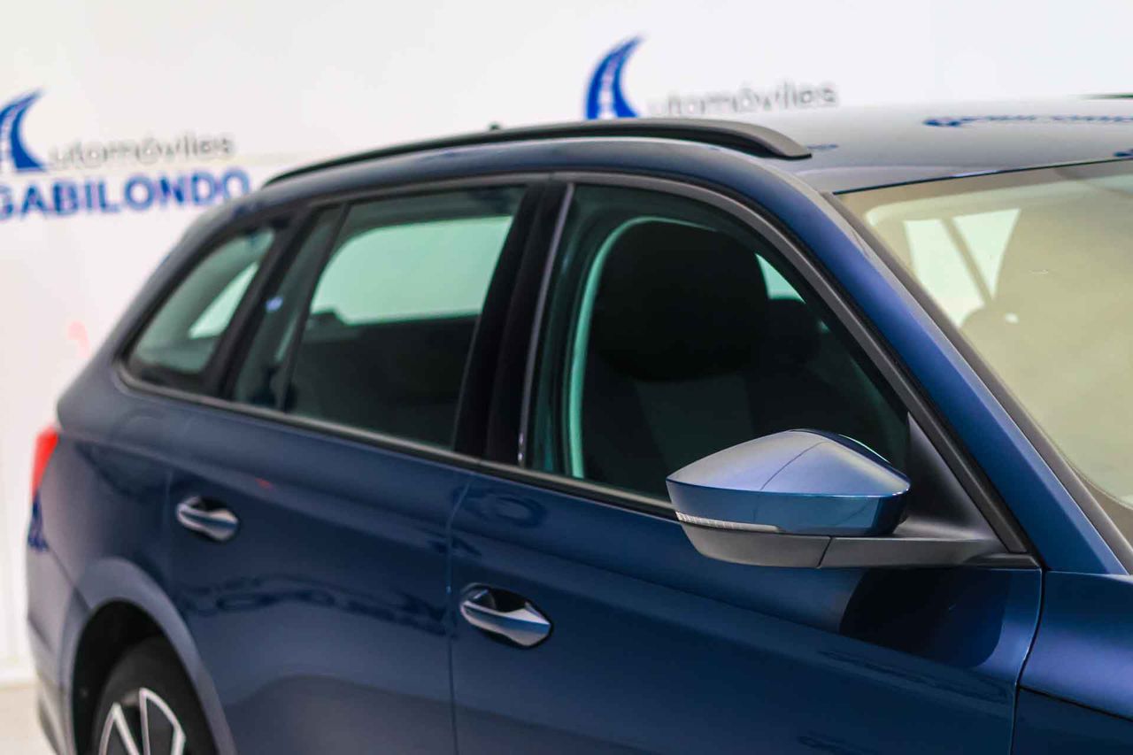 Skoda Octavia Combi 1.4 TSI 110kW/150kW DSG PHEV Ambit - Foto 23