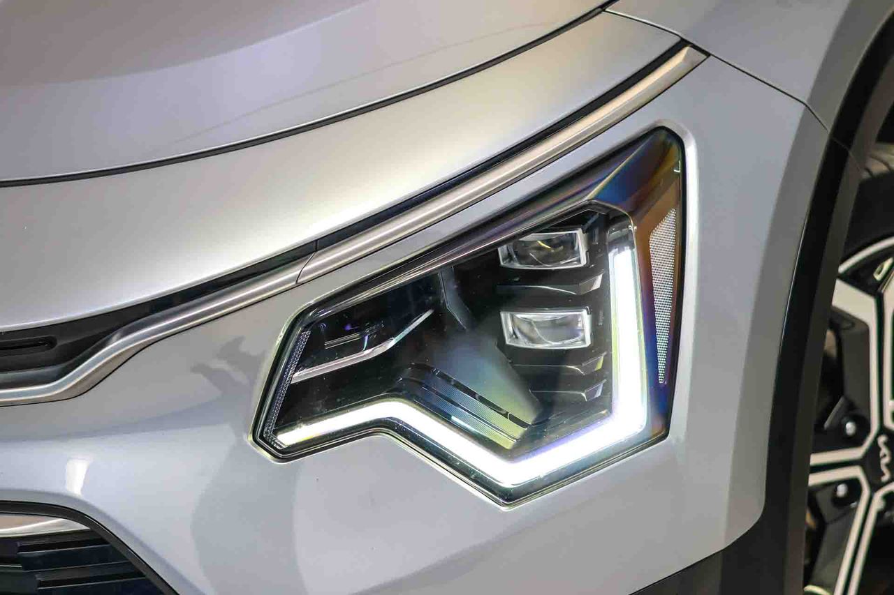 Kia Niro 1.6 GDi HEV 104kW (141CV) Emotion - Foto 16