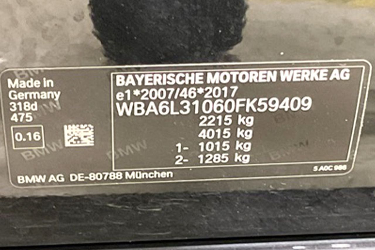 BMW Serie 3 318d Auto.Touring - Foto 5