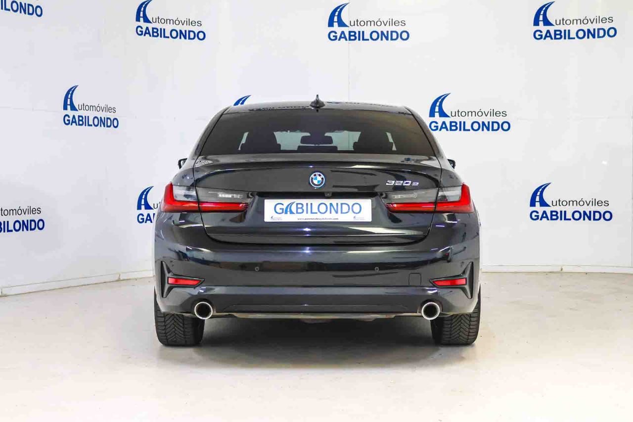 BMW Serie 3 320e - Foto 5