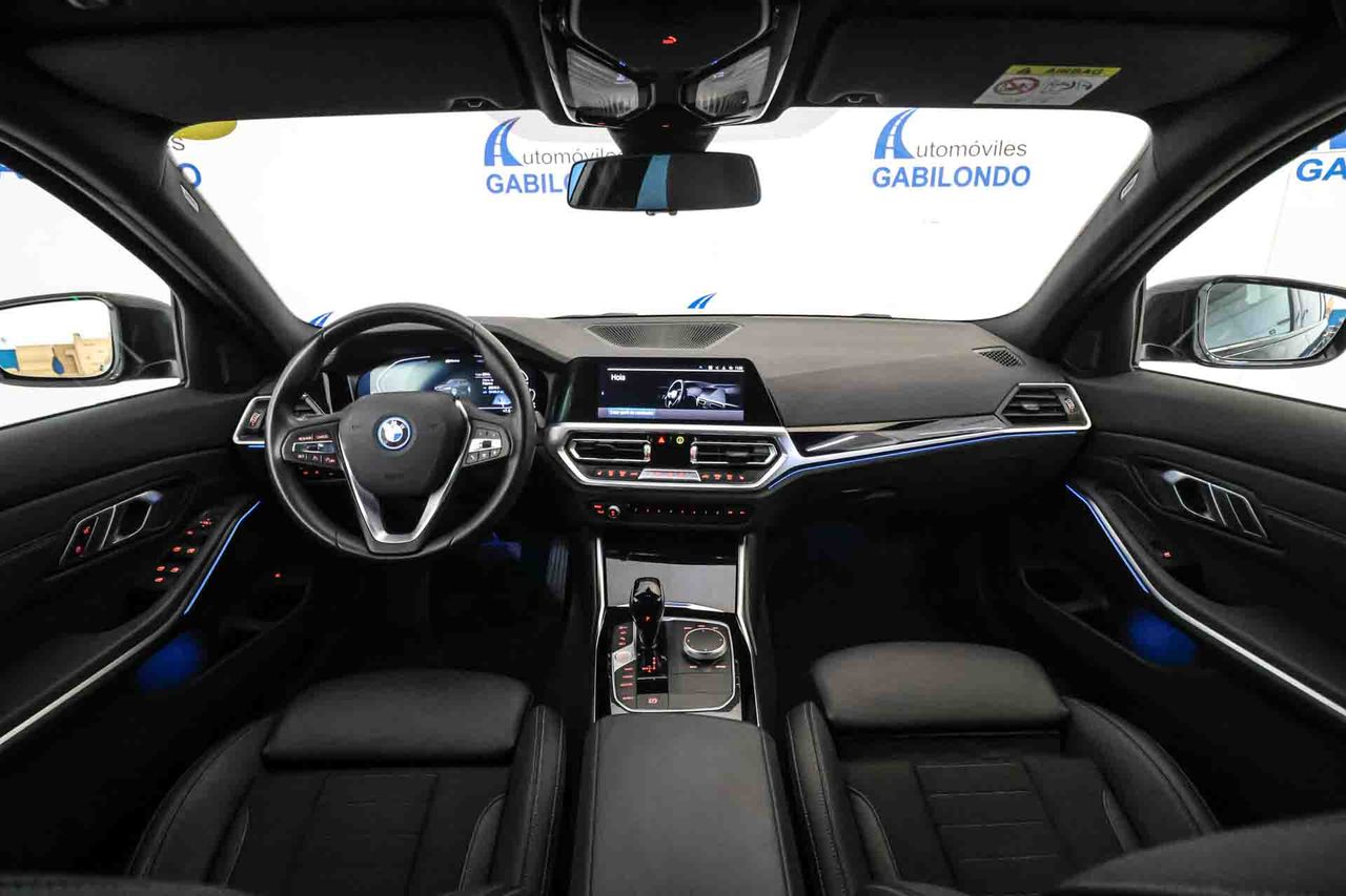 BMW Serie 3 320e - Foto 36