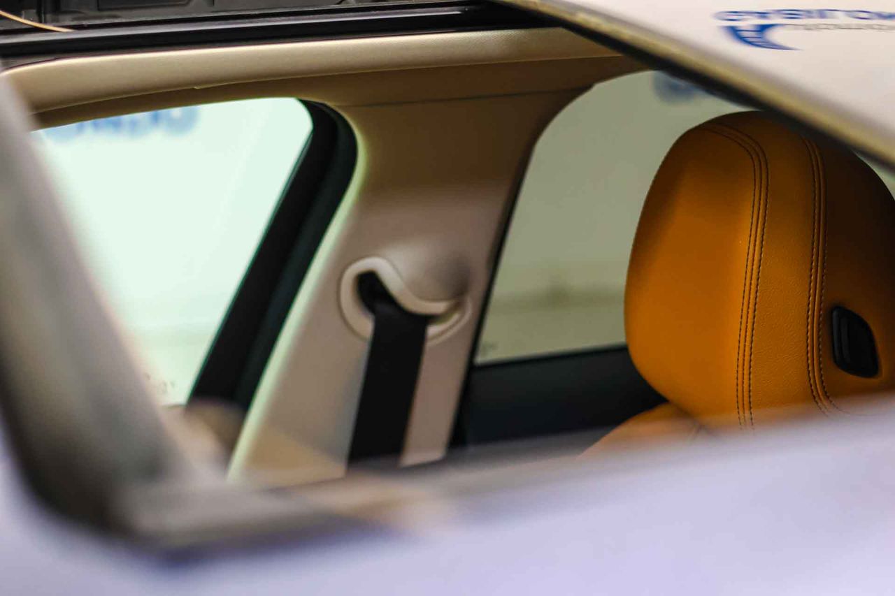 BMW Serie 3 320e **Techo solar** - Foto 22