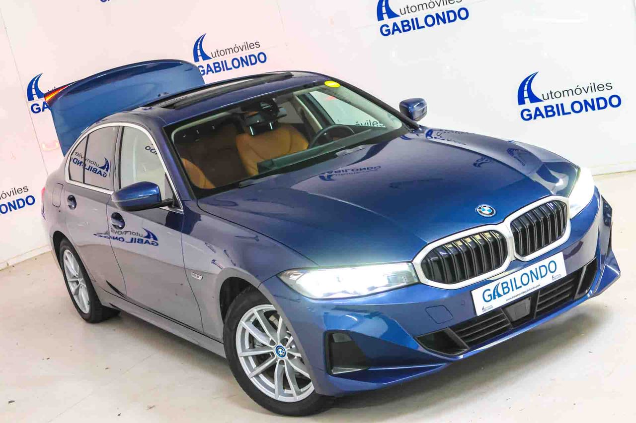 BMW Serie 3 320e **Techo solar** - Foto 24