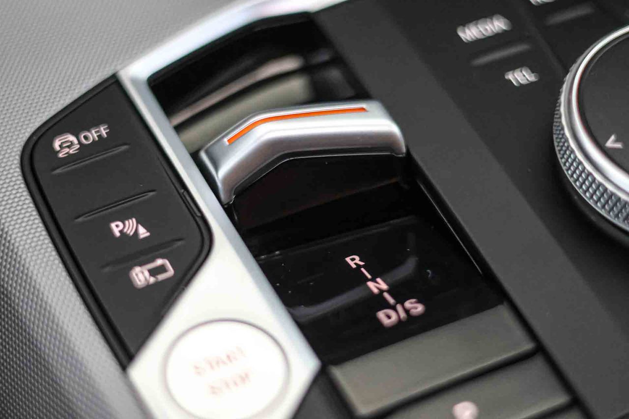 BMW Serie 3 320e **Techo solar** - Foto 49