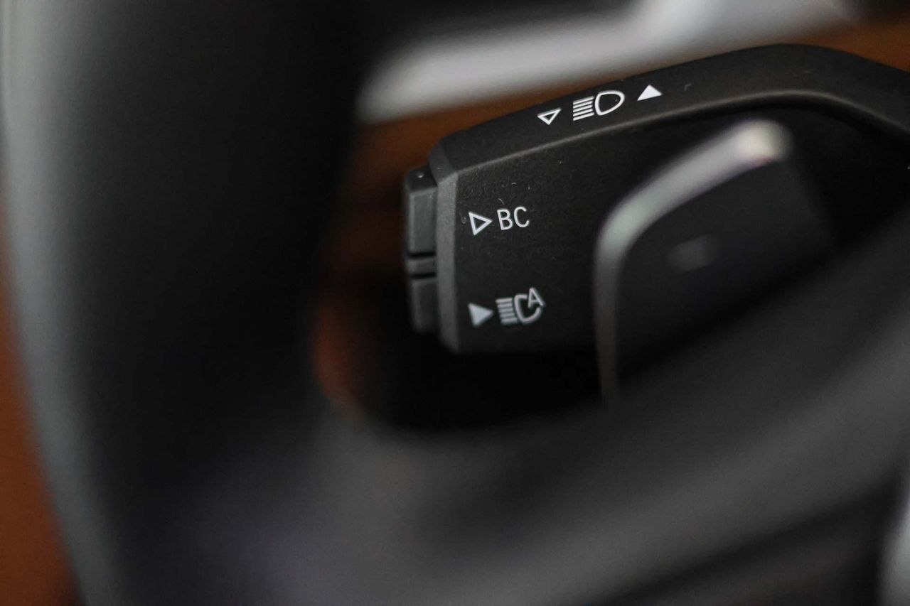 BMW Serie 3 320e **Techo solar** - Foto 43