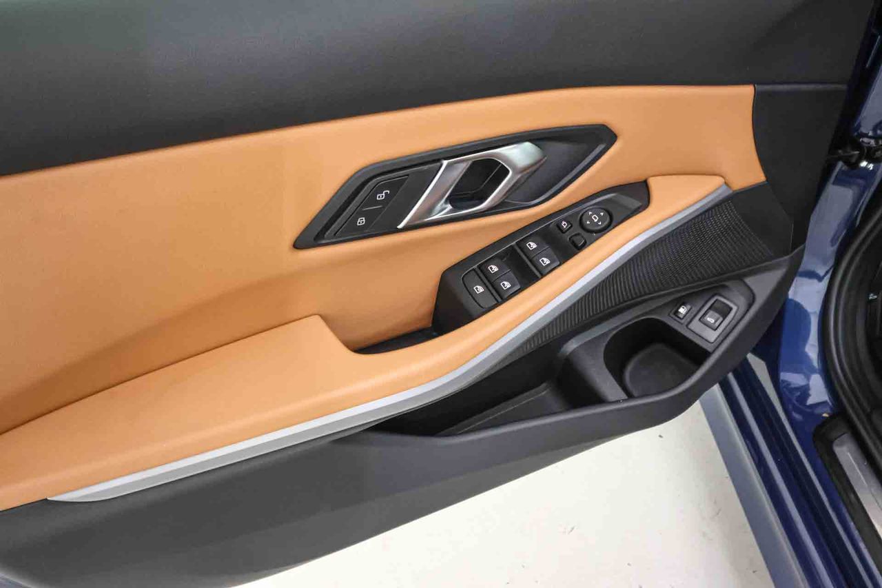 BMW Serie 3 320e **Techo solar** - Foto 35