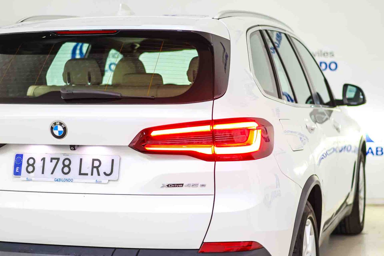 BMW X5 xDrive45e - Foto 28
