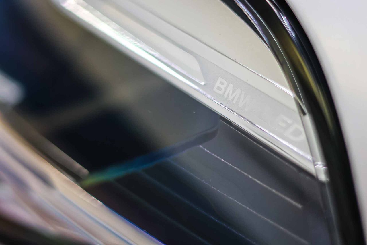 BMW X5 xDrive45e - Foto 25