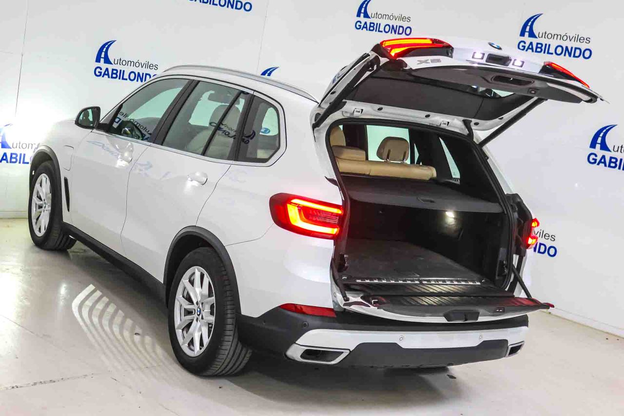 BMW X5 xDrive45e - Foto 27