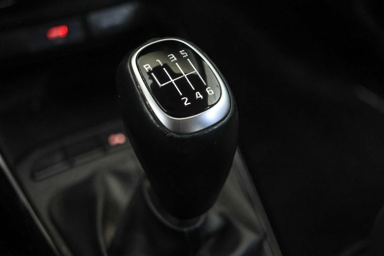 Kia Stonic 1.0 T-GDi 74kW (100CV) MHEV iMT Drive - Foto 13