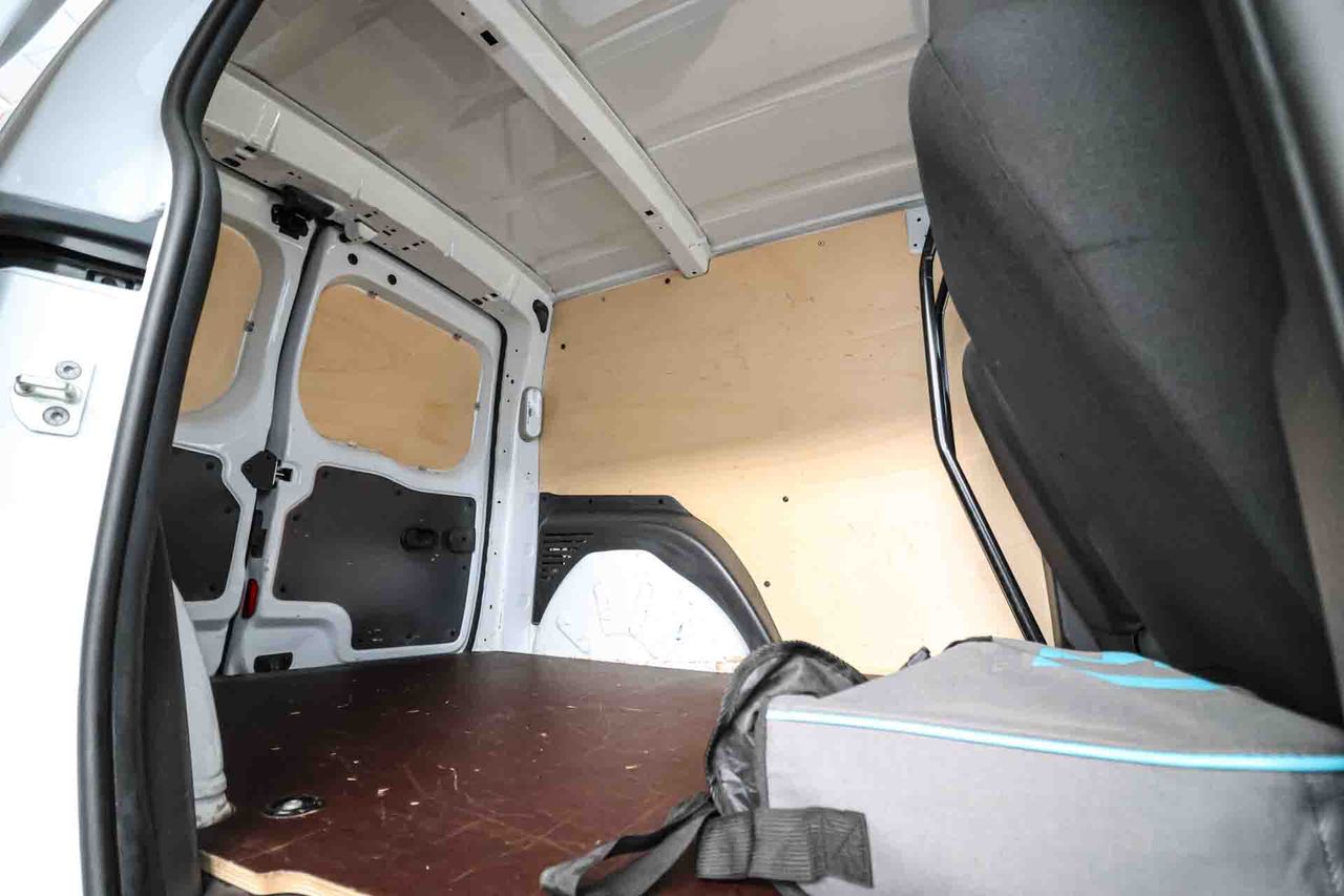 Renault Kangoo E-Tech ZE Confort - Foto 27