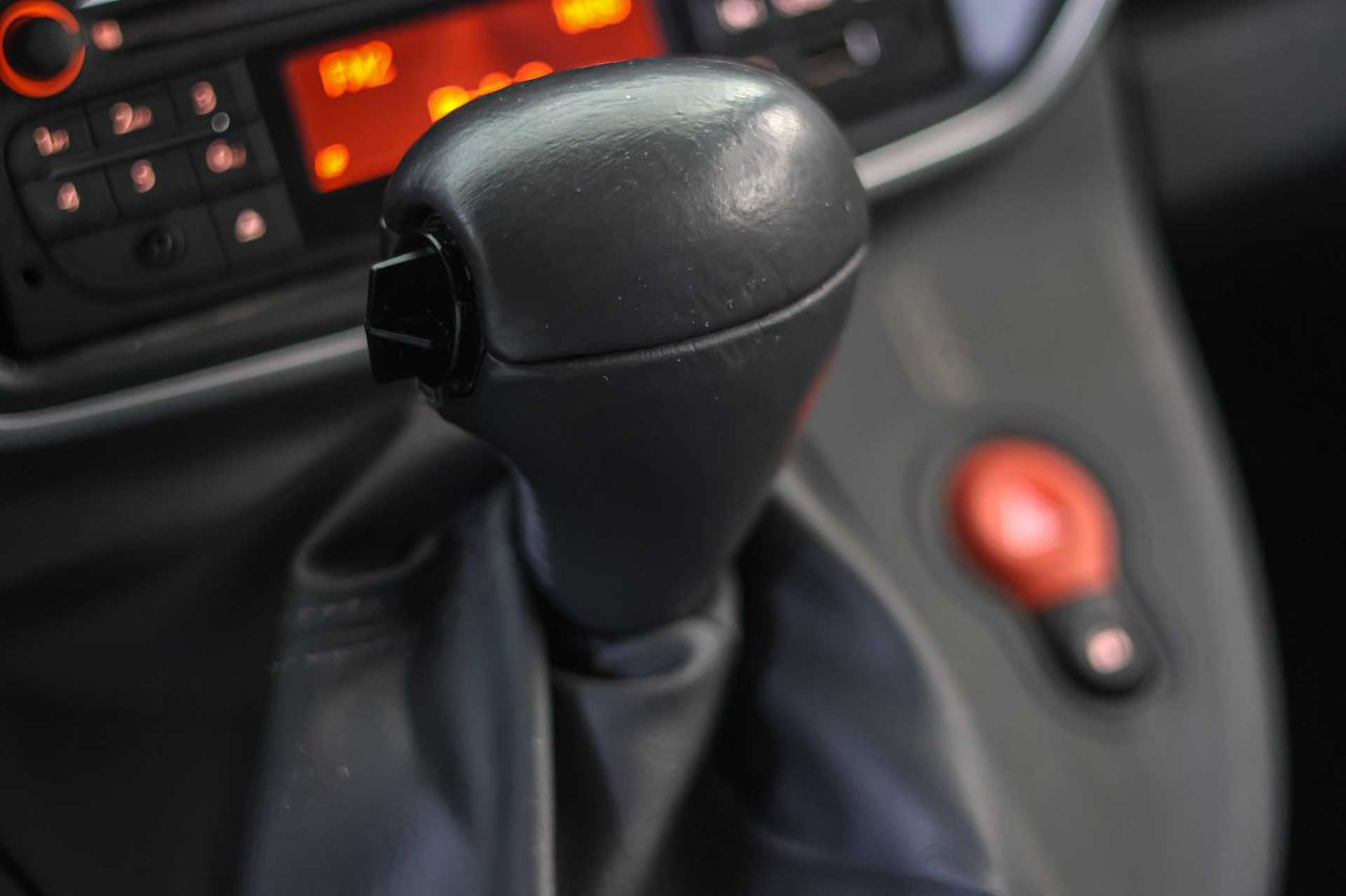 Renault Kangoo E-Tech ZE Confort - Foto 38