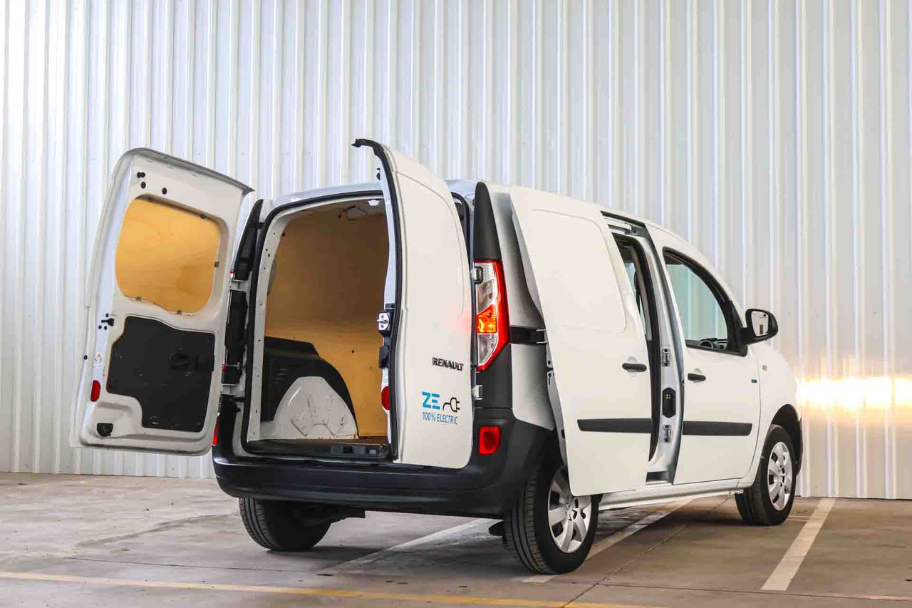 Renault Kangoo E-Tech ZE Confort - Foto 20