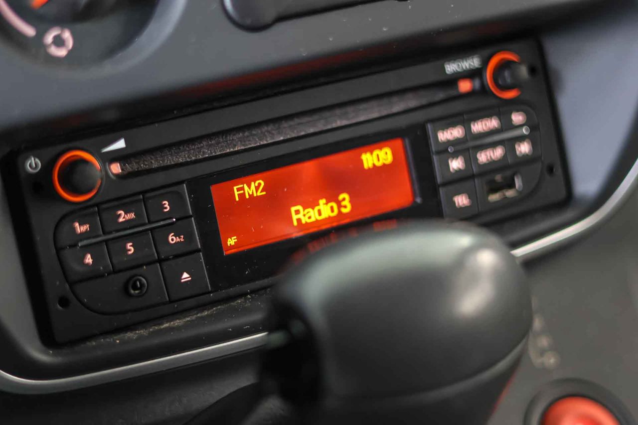 Renault Kangoo E-Tech ZE Confort - Foto 40