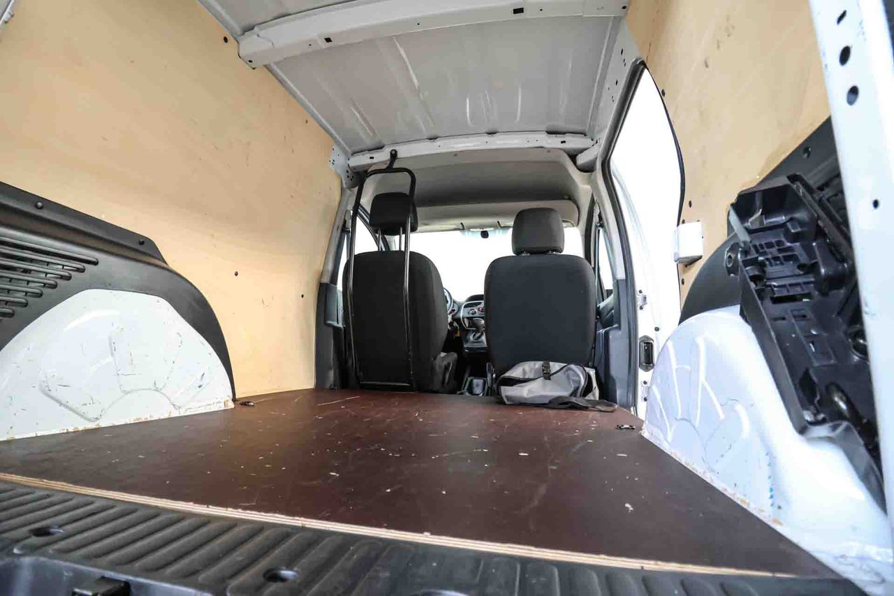 Renault Kangoo E-Tech ZE Confort - Foto 26