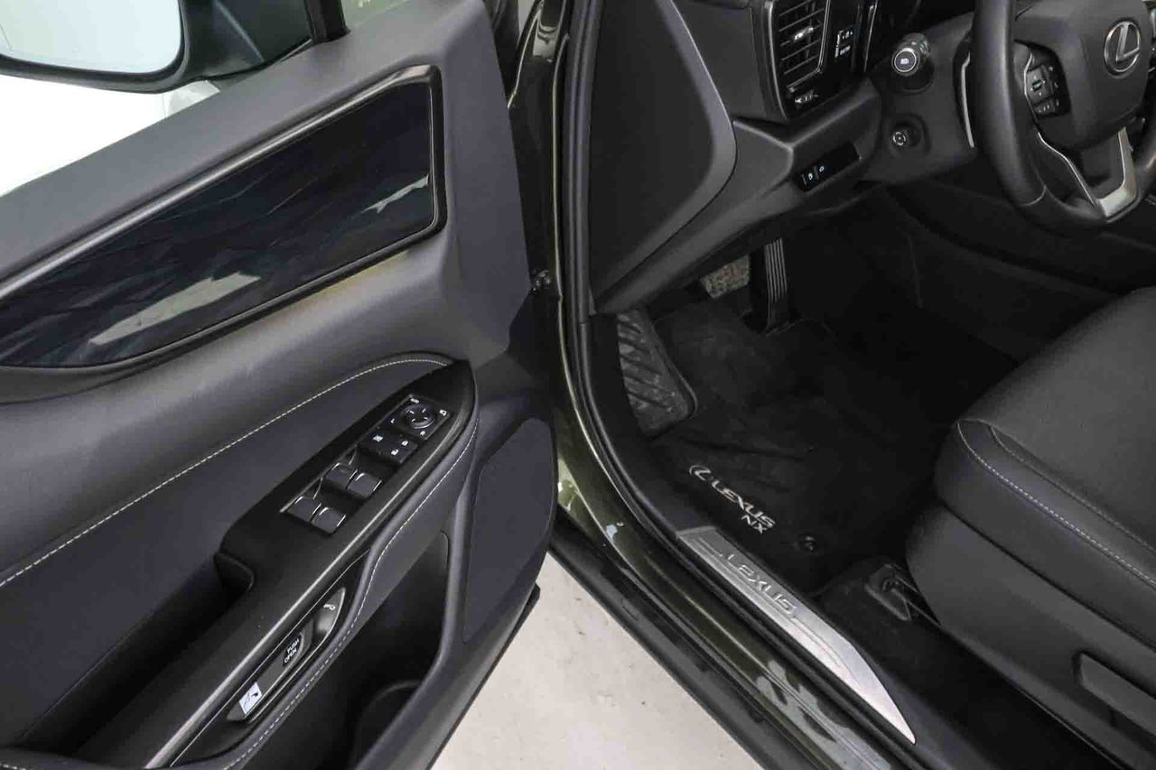 Lexus NX 350h Business 4WD - Foto 32