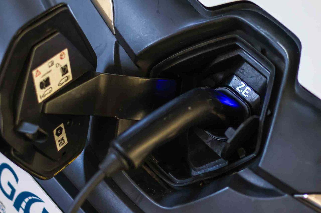 Renault Kangoo E-Tech ZE Maxi Grand Confort Mixta 5 Plazas - Foto 22