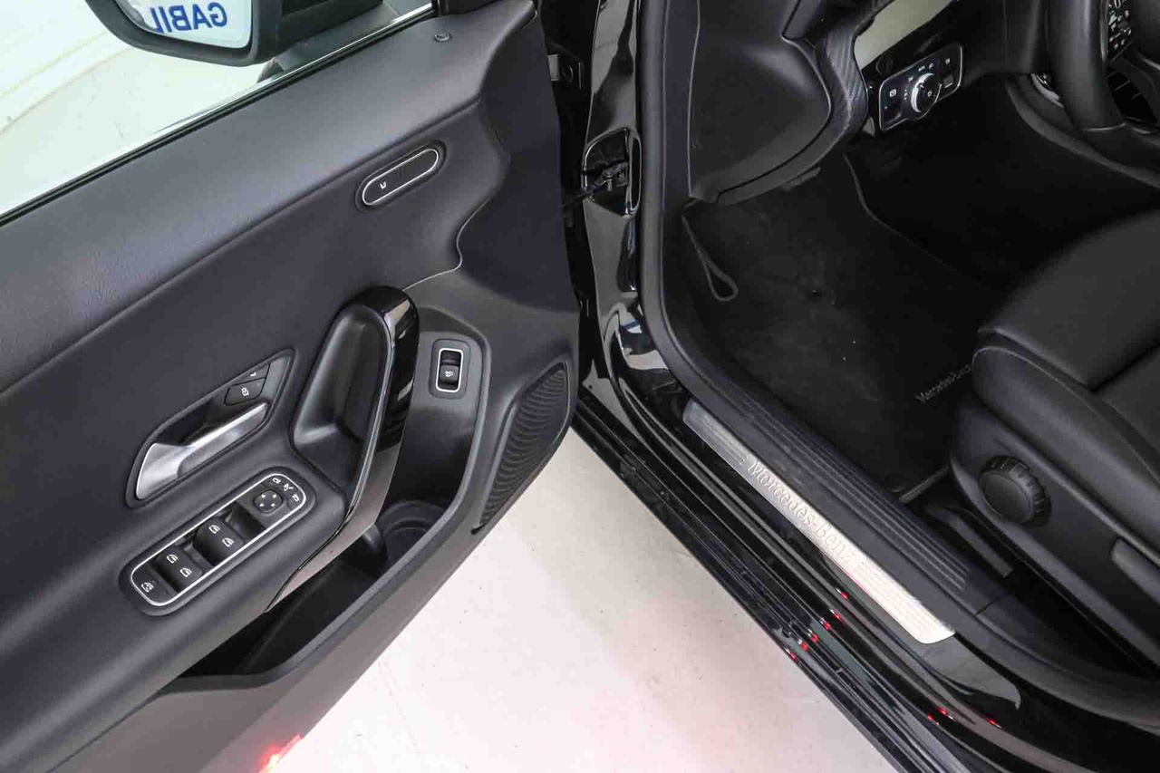 Mercedes Clase A Sedán A 200 - Foto 31