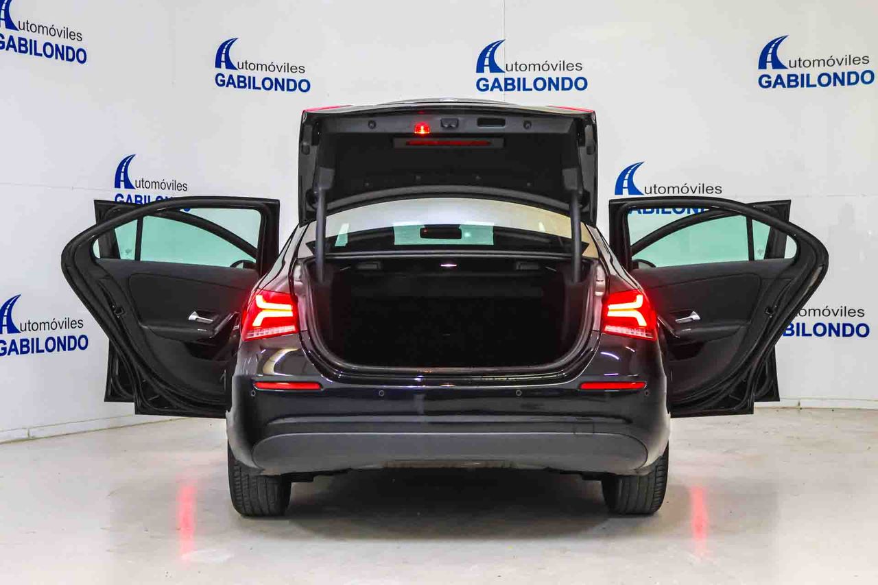Mercedes Clase A Sedán A 200 - Foto 23