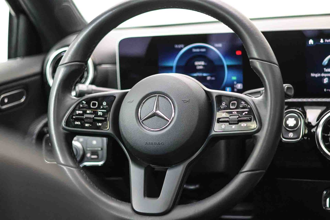 Mercedes Clase A Sedán A 200 - Foto 36