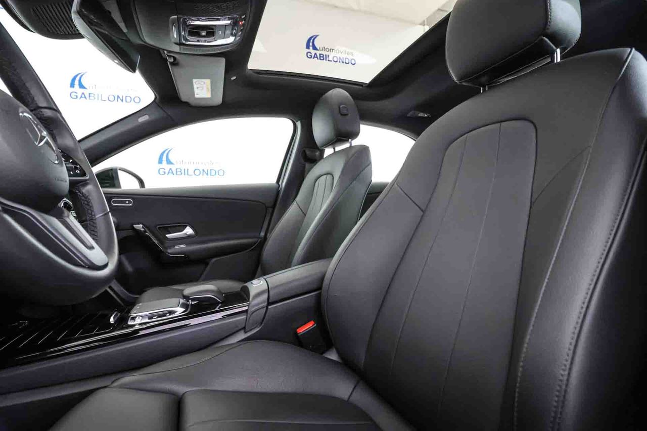 Mercedes Clase A Sedán A 200 - Foto 27