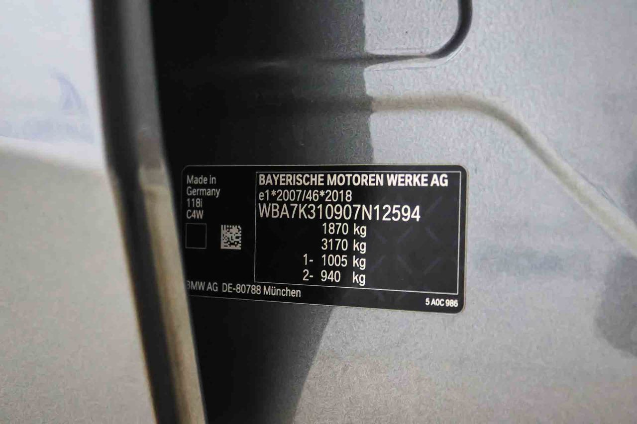 BMW Serie 1 118i M Sport - Foto 8