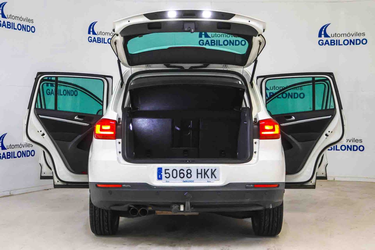 Volkswagen Tiguan 2.0 TDI 140cv 4x2 T1 BlueMotion Tech - Foto 12