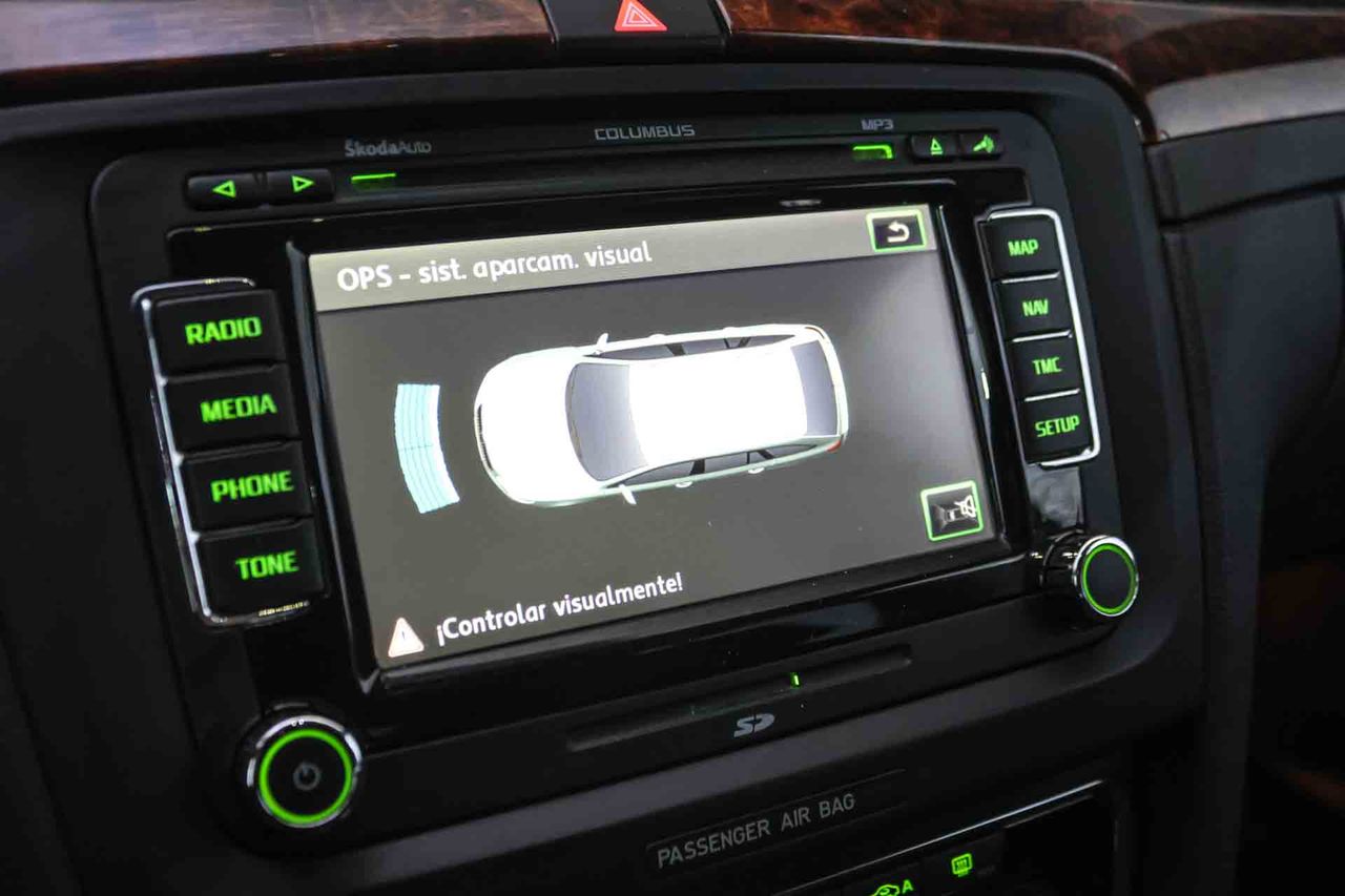 Skoda Superb Combi 3.6 V6 FSI DSG 4x4 Exclusive *Techo panorámico* - Foto 20