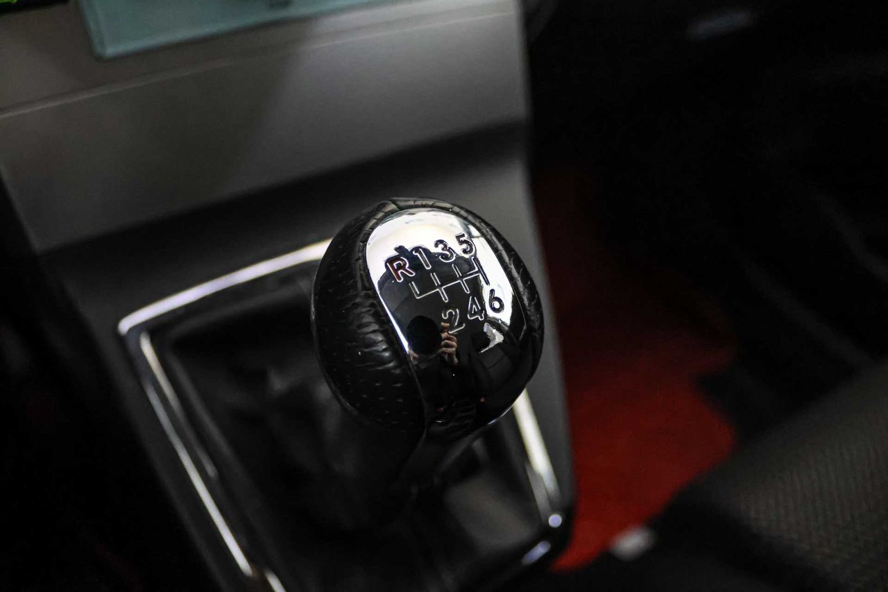 Toyota Corolla Verso 2.2 D-4D 177cv Sport *7 Plazas* - Foto 17