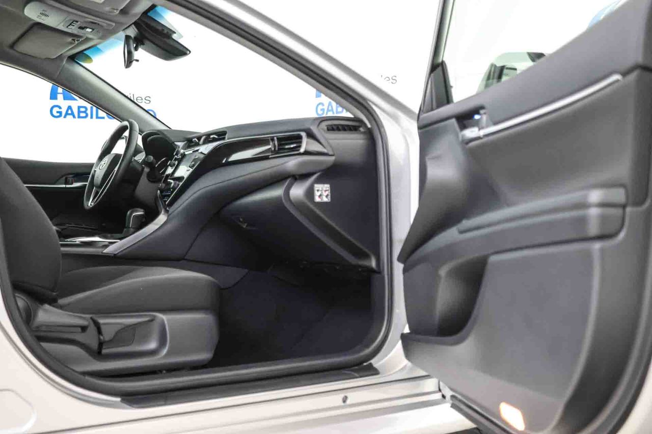 Toyota Camry 2.5 220H Advance - Foto 52