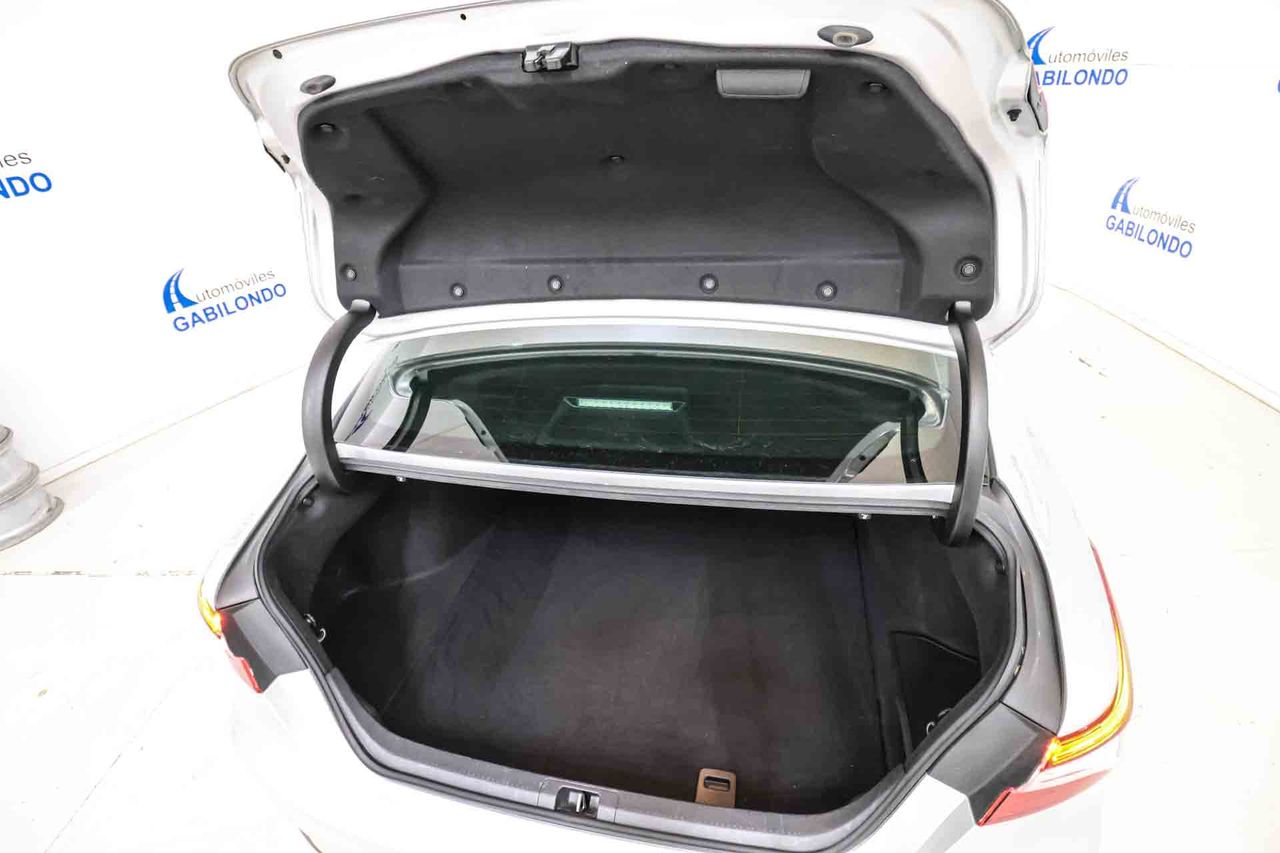 Toyota Camry 2.5 220H Advance - Foto 56