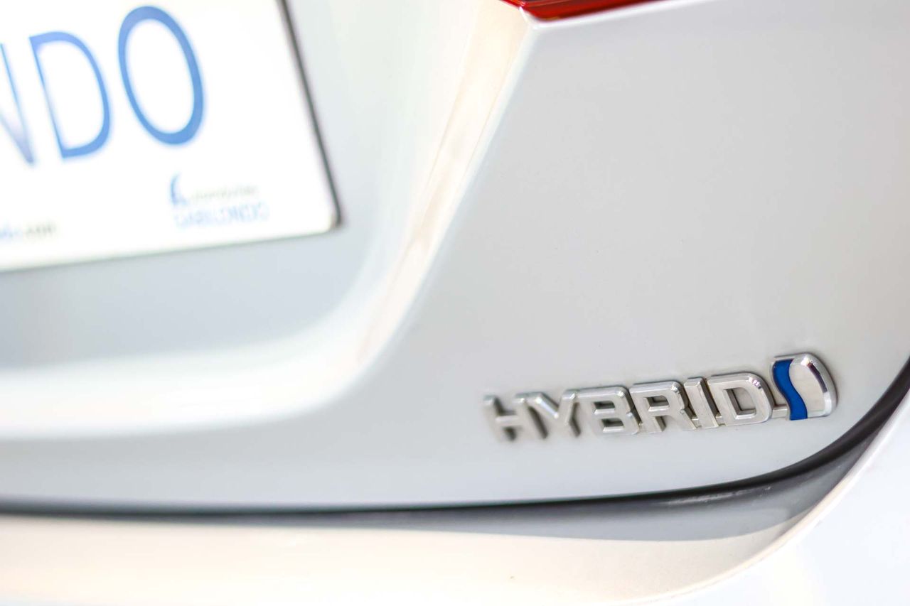 Toyota Camry 2.5 220H Advance - Foto 23