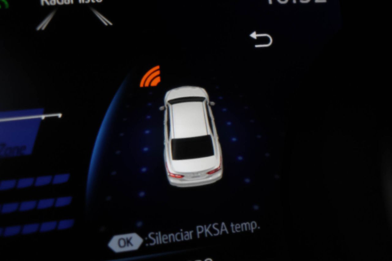 Toyota Camry 2.5 220H Advance - Foto 65